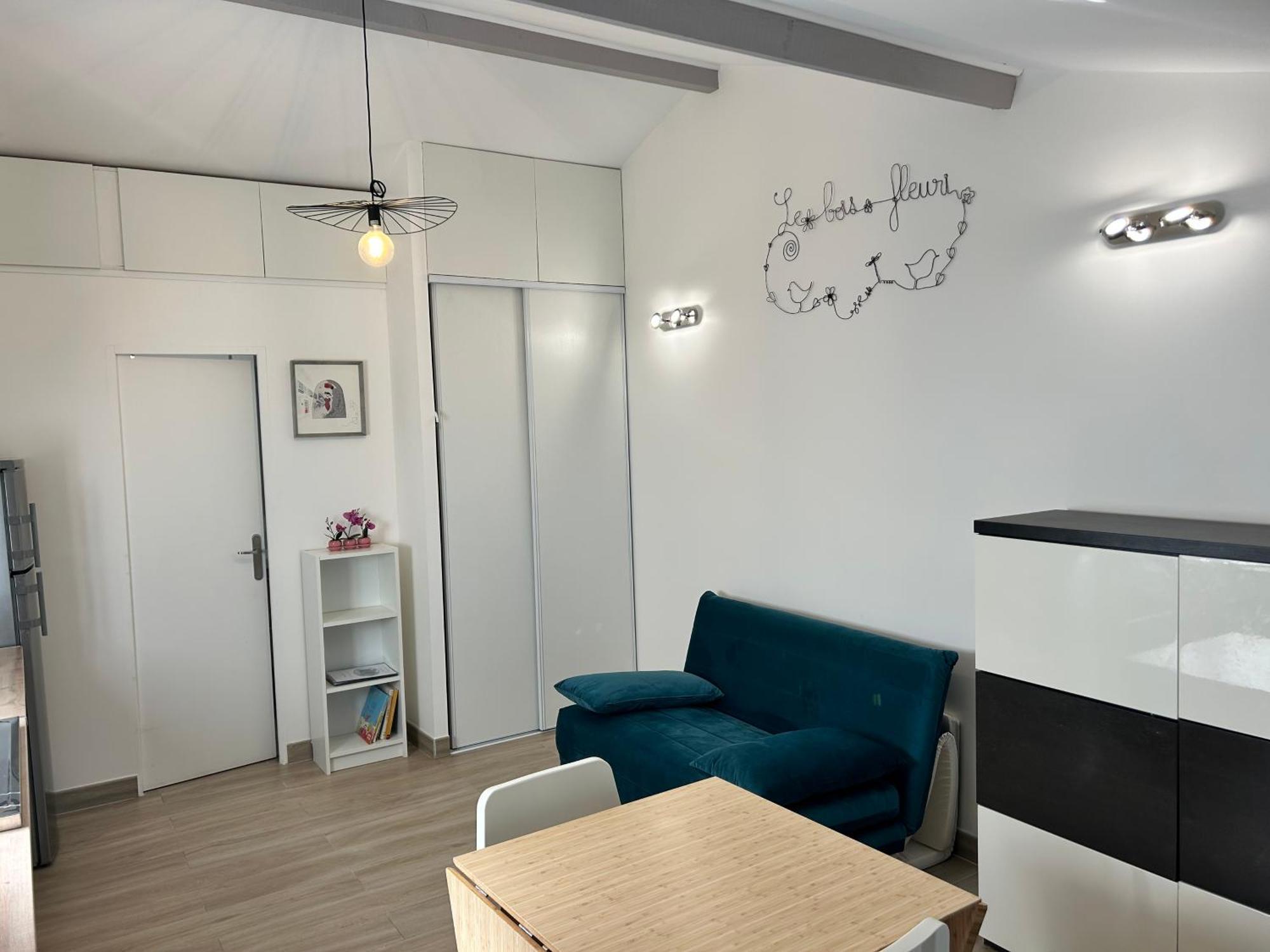 Maison Studio Le Bois Fleuri Croissy-Beaubourg Kültér fotó